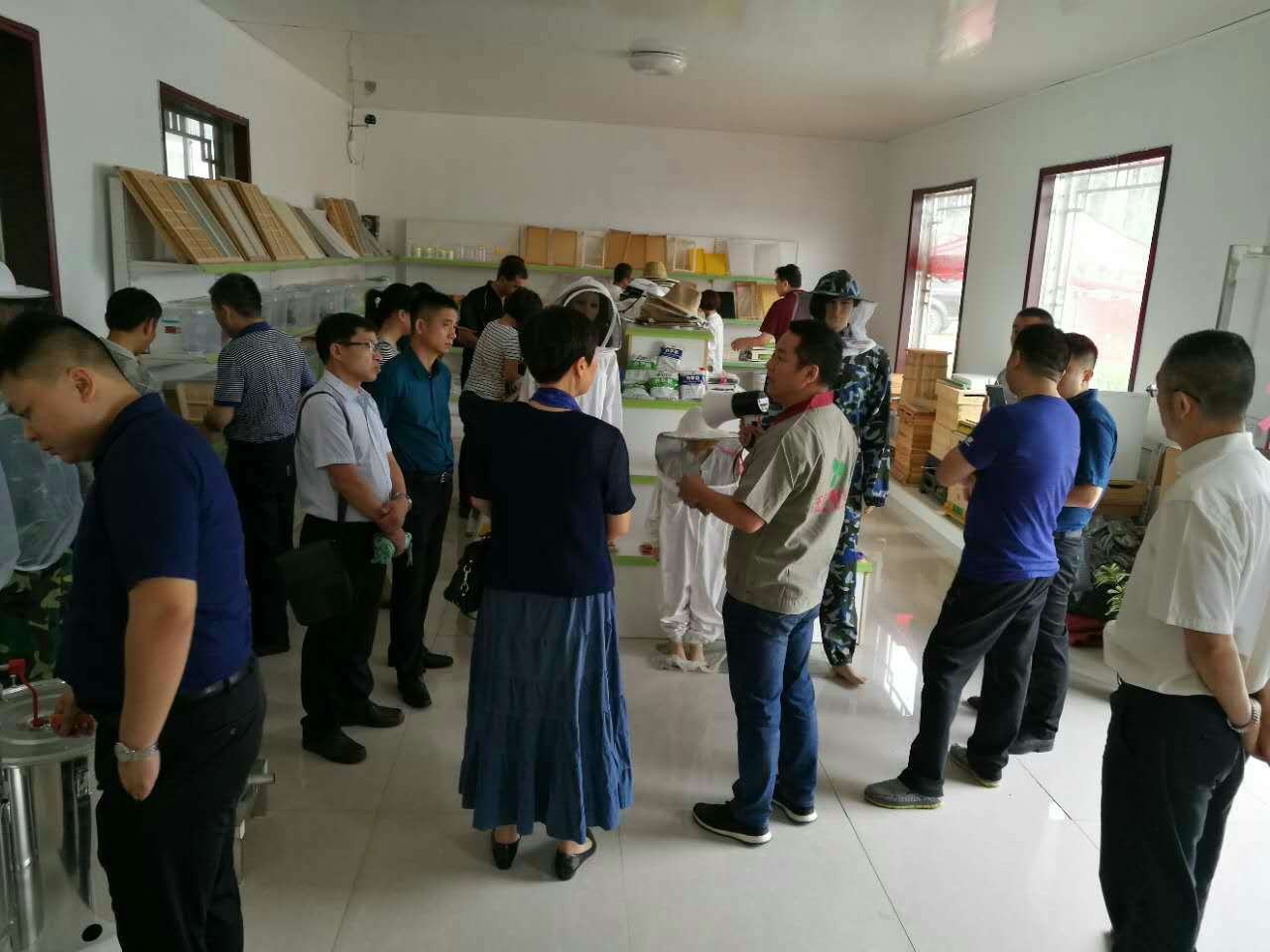 1496912560768049.jpg 428243105.jpg