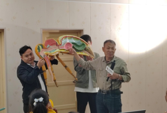 1726626675909189.png 444.png